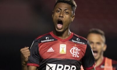 Mesmo derrotado por São Paulo, Flamengo é campeão Brasileiro