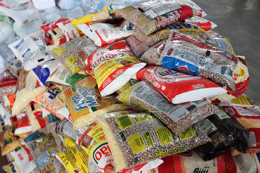 ‘Chope Solidário’ arrecada 3,6 toneladas de alimentos