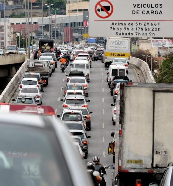 Minas Gerais prorroga para 1º de julho exigência do CRLV 2020
