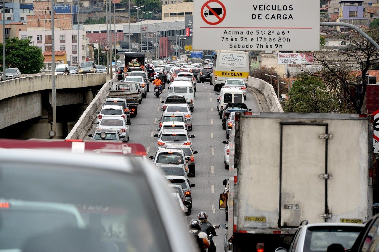 Minas Gerais prorroga para 1º de julho exigência do CRLV 2020