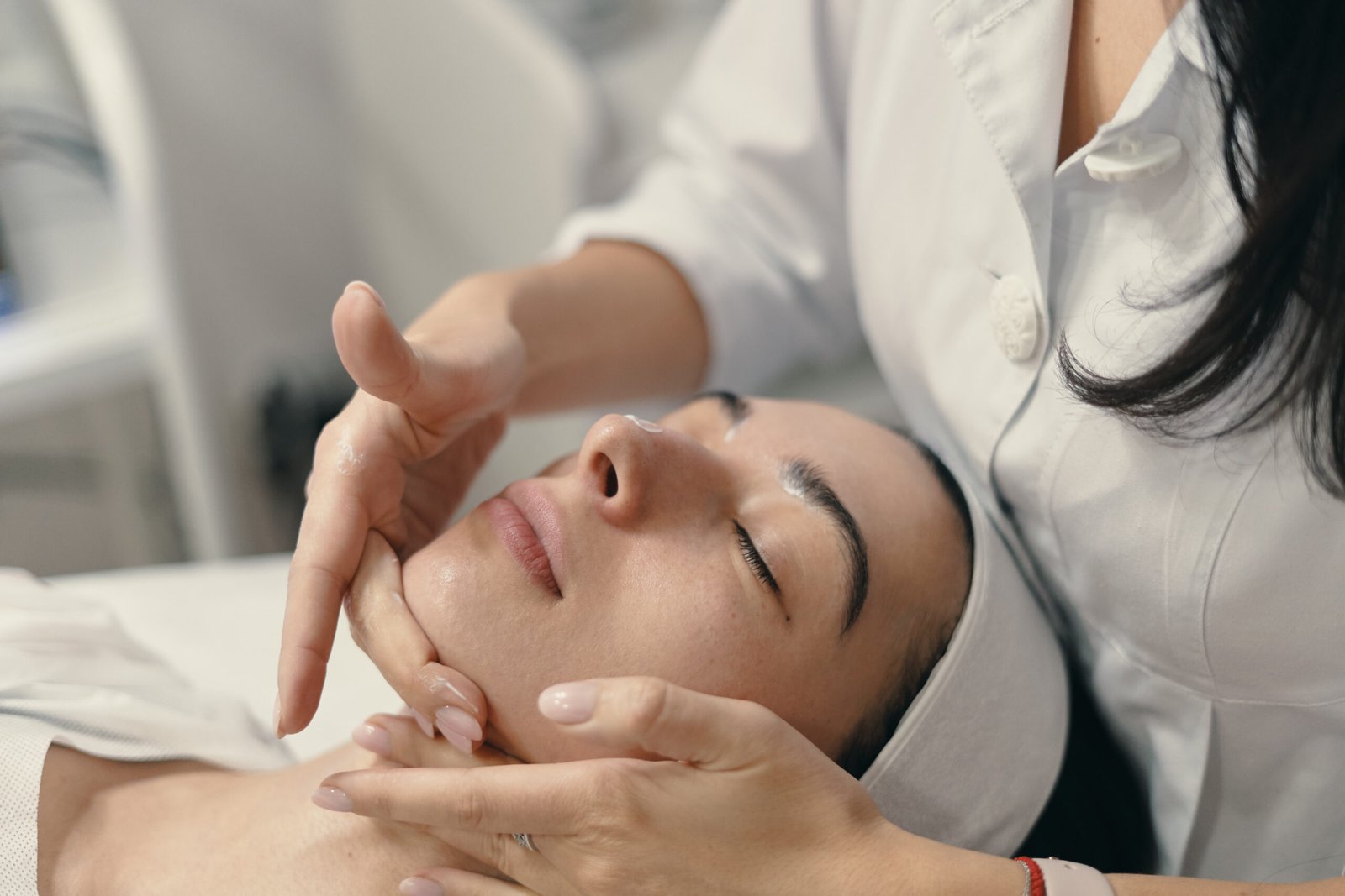 Saiba mais sobre o mercado de trabalho para o segmento de estética e beleza, um dos mais promissores do Brasil